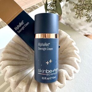 New in Box Skinbetter Science Alpharet Overnight Cream